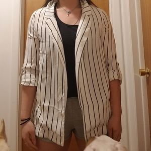 White/black striped blazer